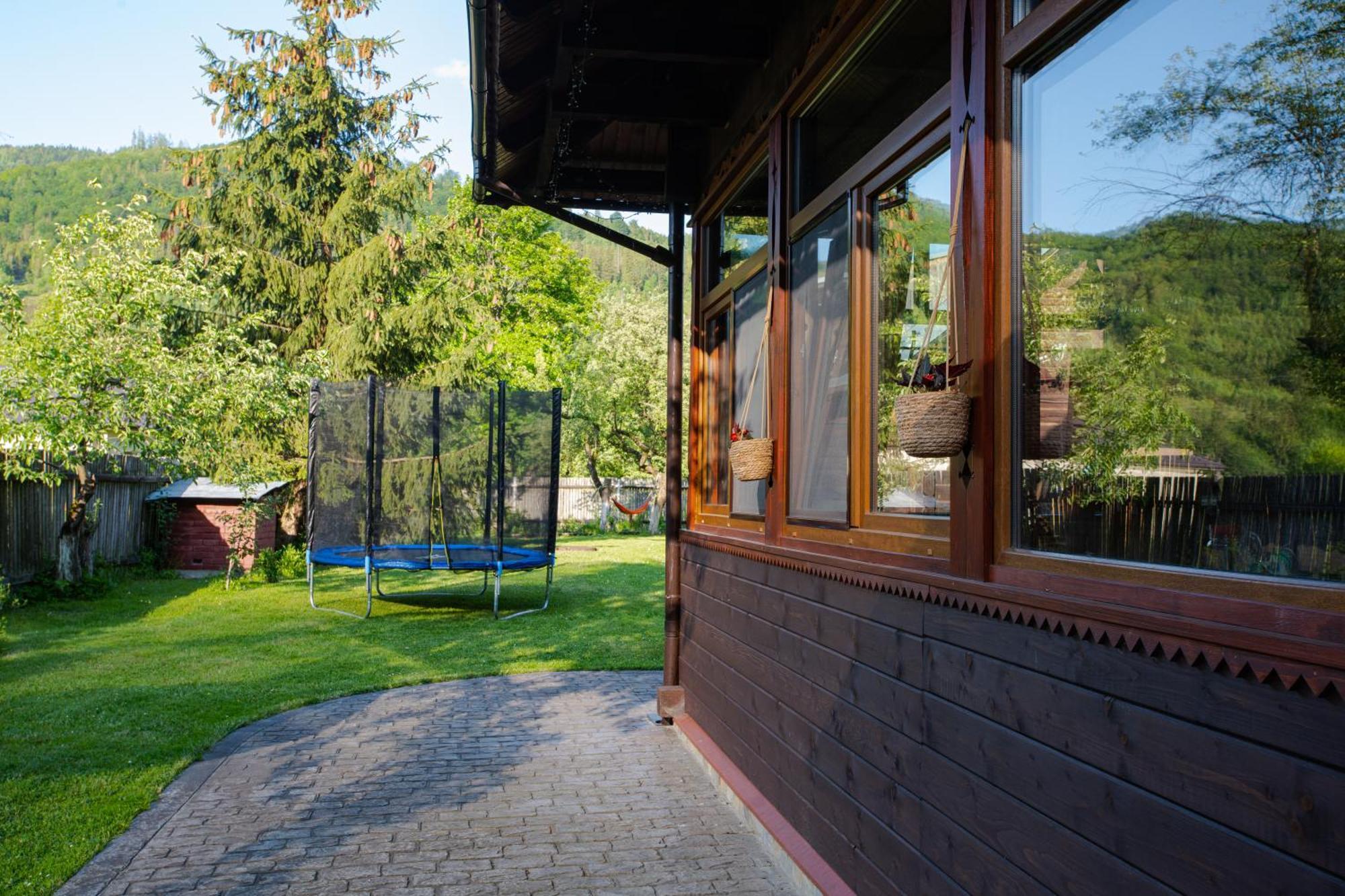 Ferienwohnung Знакова Хата Grebenov Exterior foto