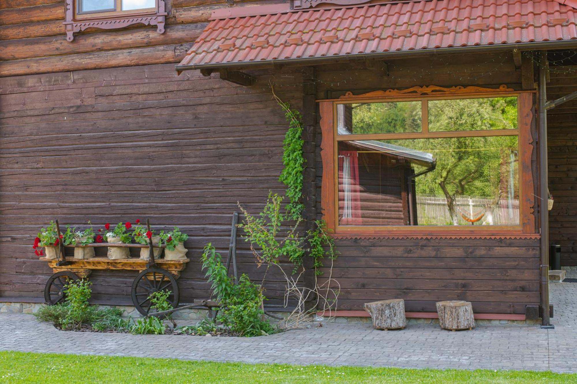 Ferienwohnung Знакова Хата Grebenov Exterior foto